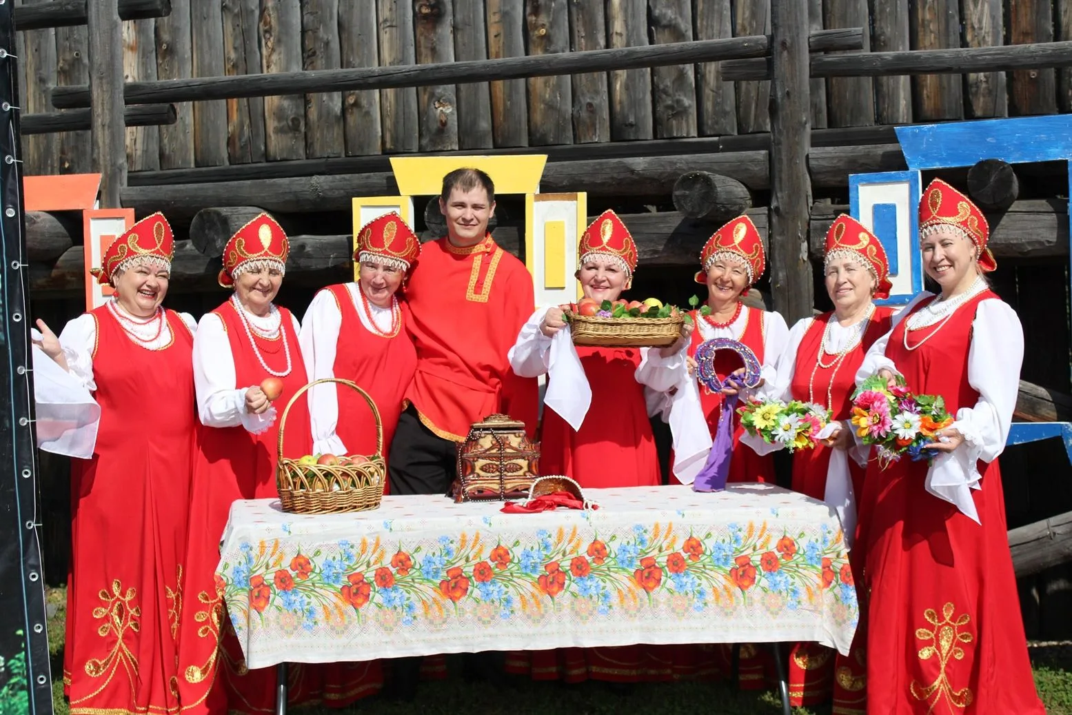 Ушаковский культурно-спортивный комплекс на празднике «Три Спаса» в Тальцах