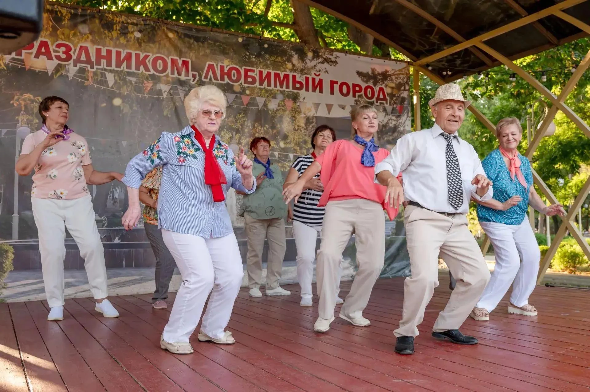 💃 Лучших танцоров-пенсионеров определили вчера в Городском парке