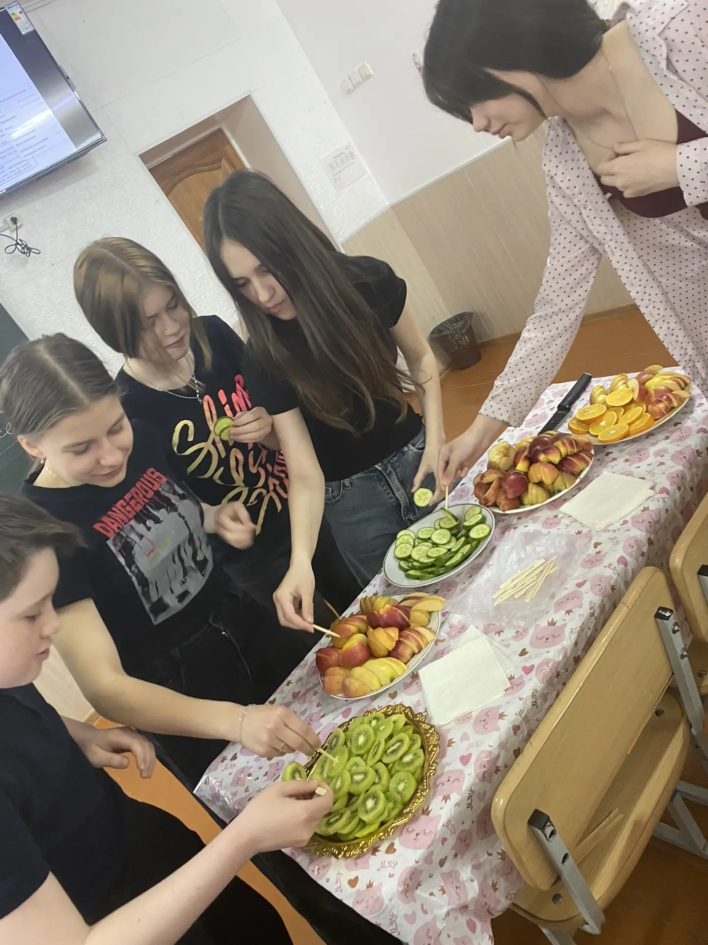 Ученики 7 «В» класса с удовольствием приняли участие в акции «Здоровая тарелка»! 🍲 На протяжении дву