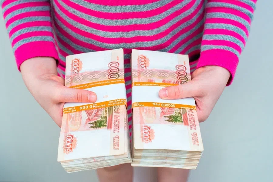 42-летний житель Тутаева, накопивший полумиллионный долг по алиментам, отправился на СВ...