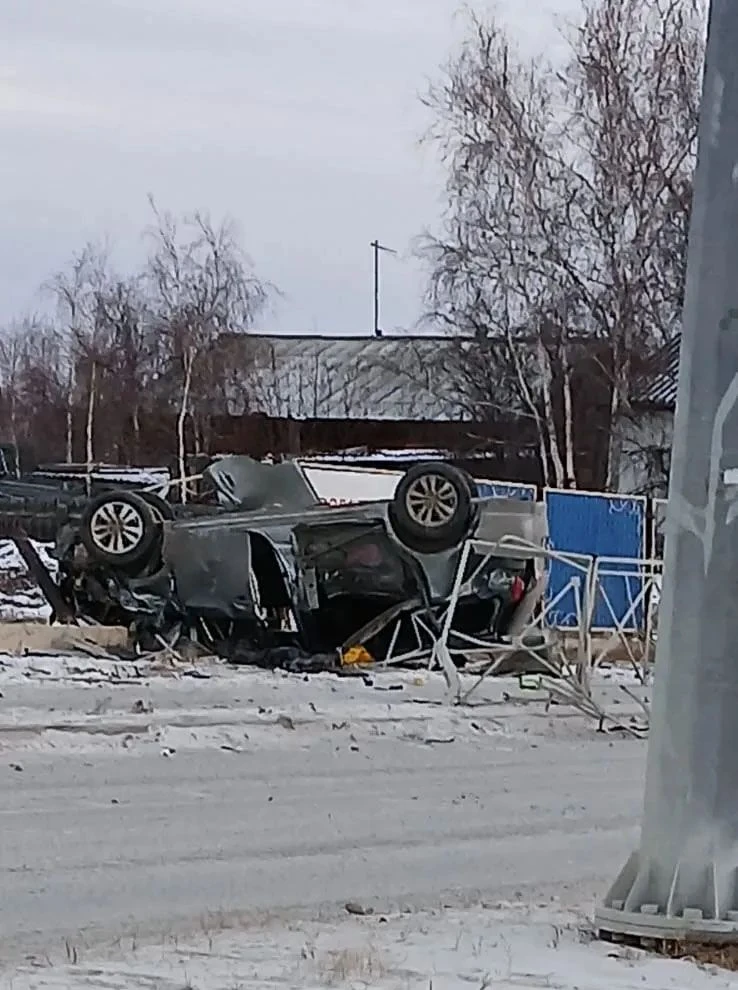 В Вилюйском районе водитель в состоянии опьянения опрокинул автомобиль