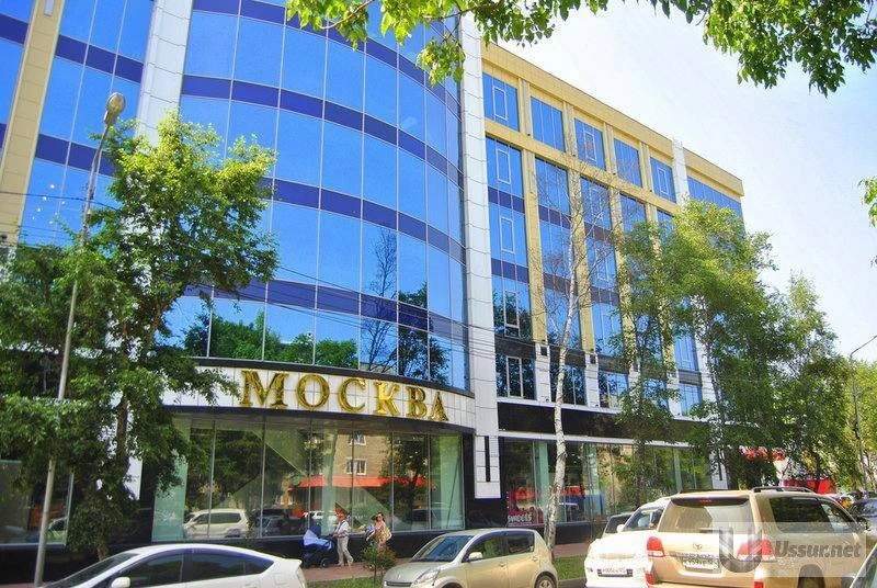 💥 В Уссурийске неизвестные обстреляли ТЦ «Москва»