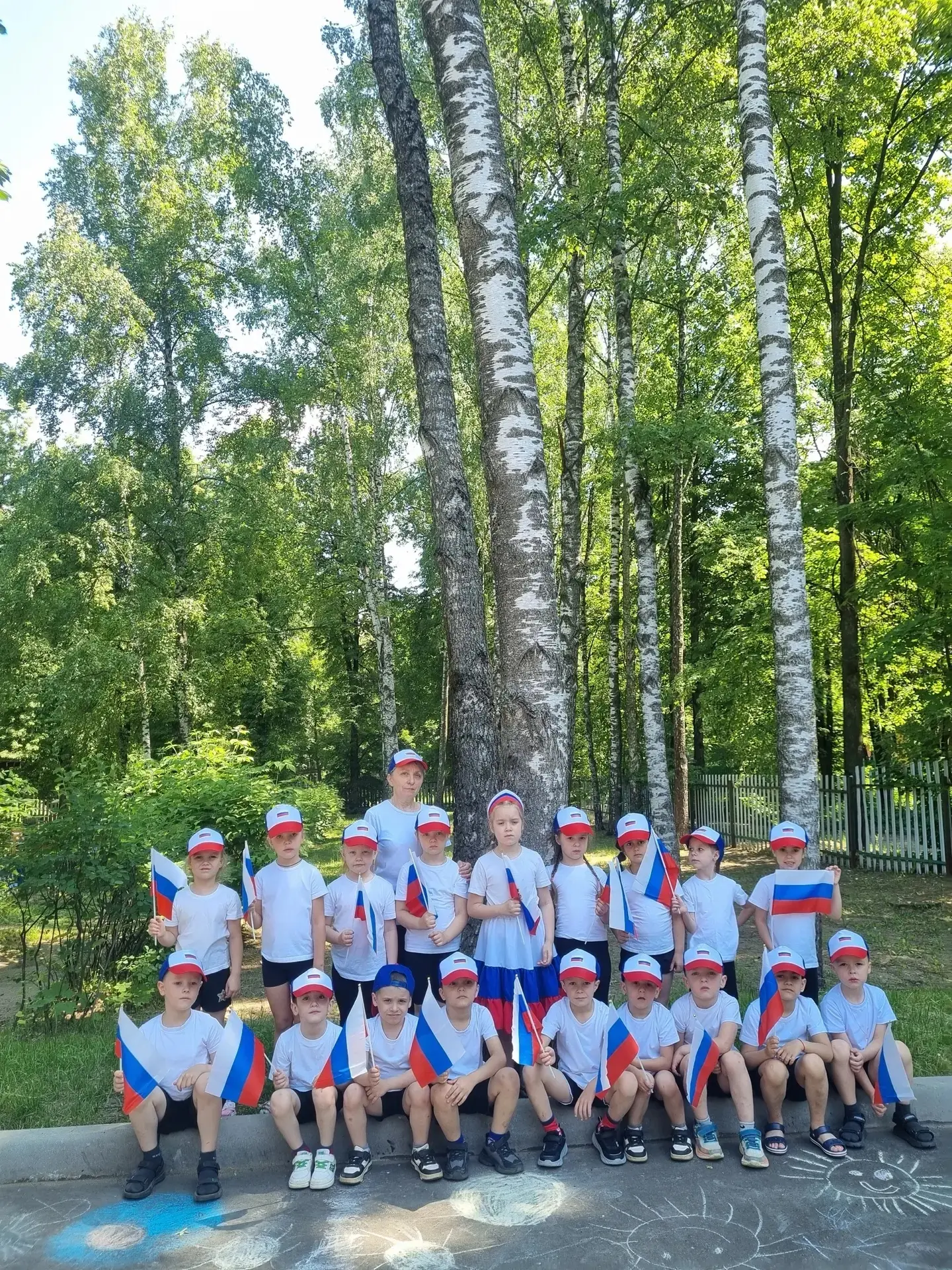 🇷🇺 Накануне Дня России в наших садах «Росинка» и «Мандаринка» царила невероятная атмосфера патриот