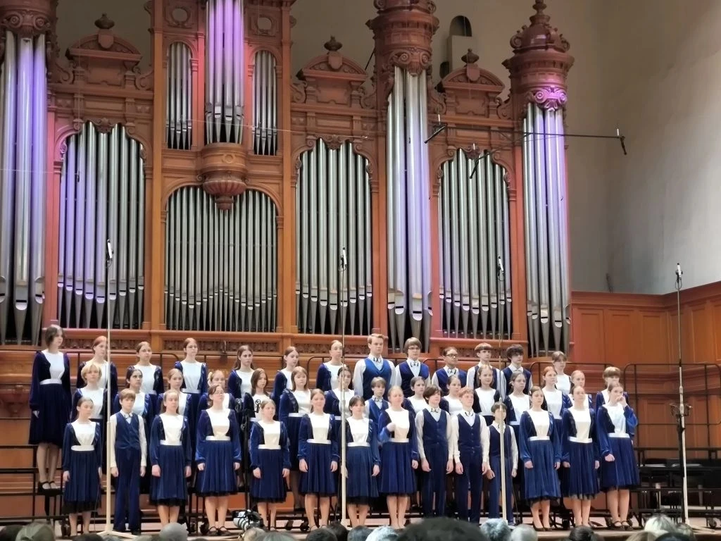 🎶 Хор «Ликова» выступил в Большом зале Московской консерватории

30 мая наш коллектив принял участи