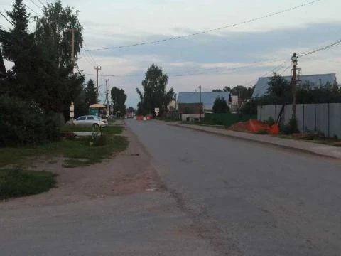 - По улице Г.Камала нет ни одного пешеходного перехода.Ни на перекрестке с ул.Азина,ни с ул.Московск