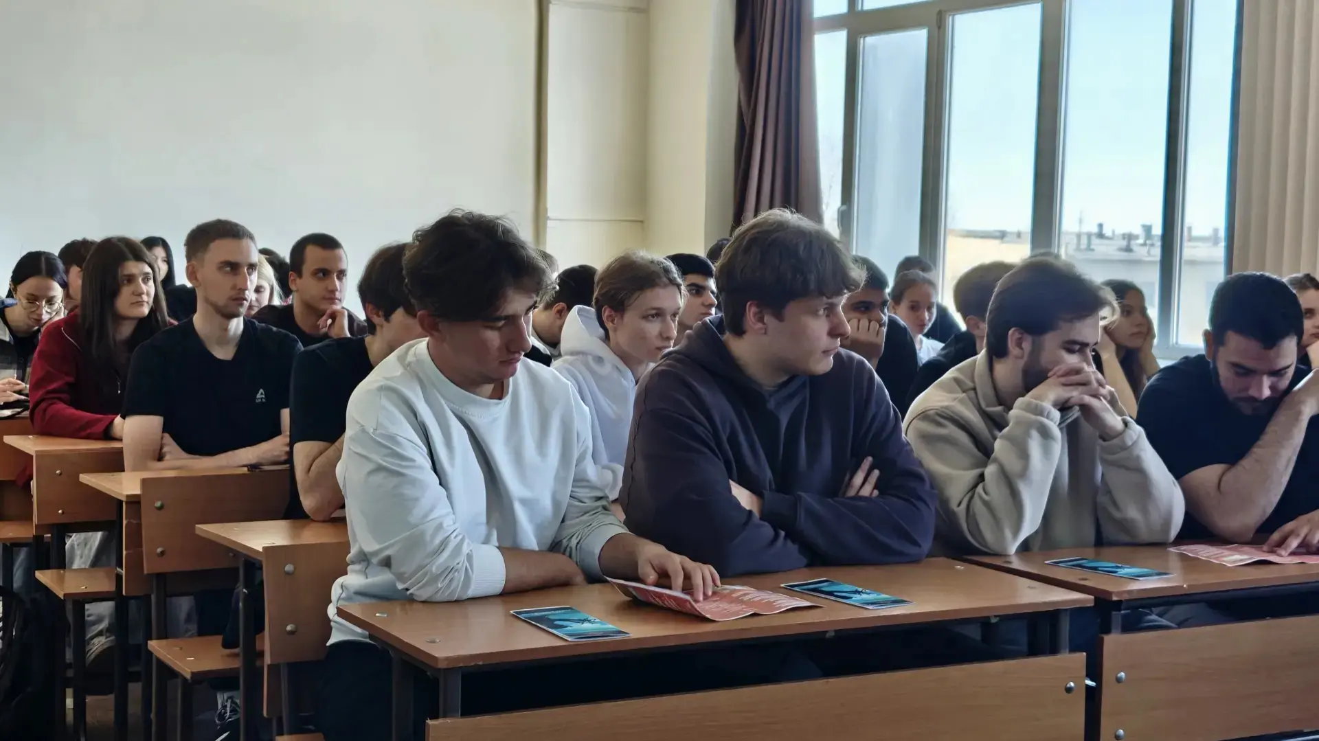 🛡28 апреля состоялась встреча студентов филиала РТУ МИРЭА в Ставрополе с нашим выпускником - ефрейто
