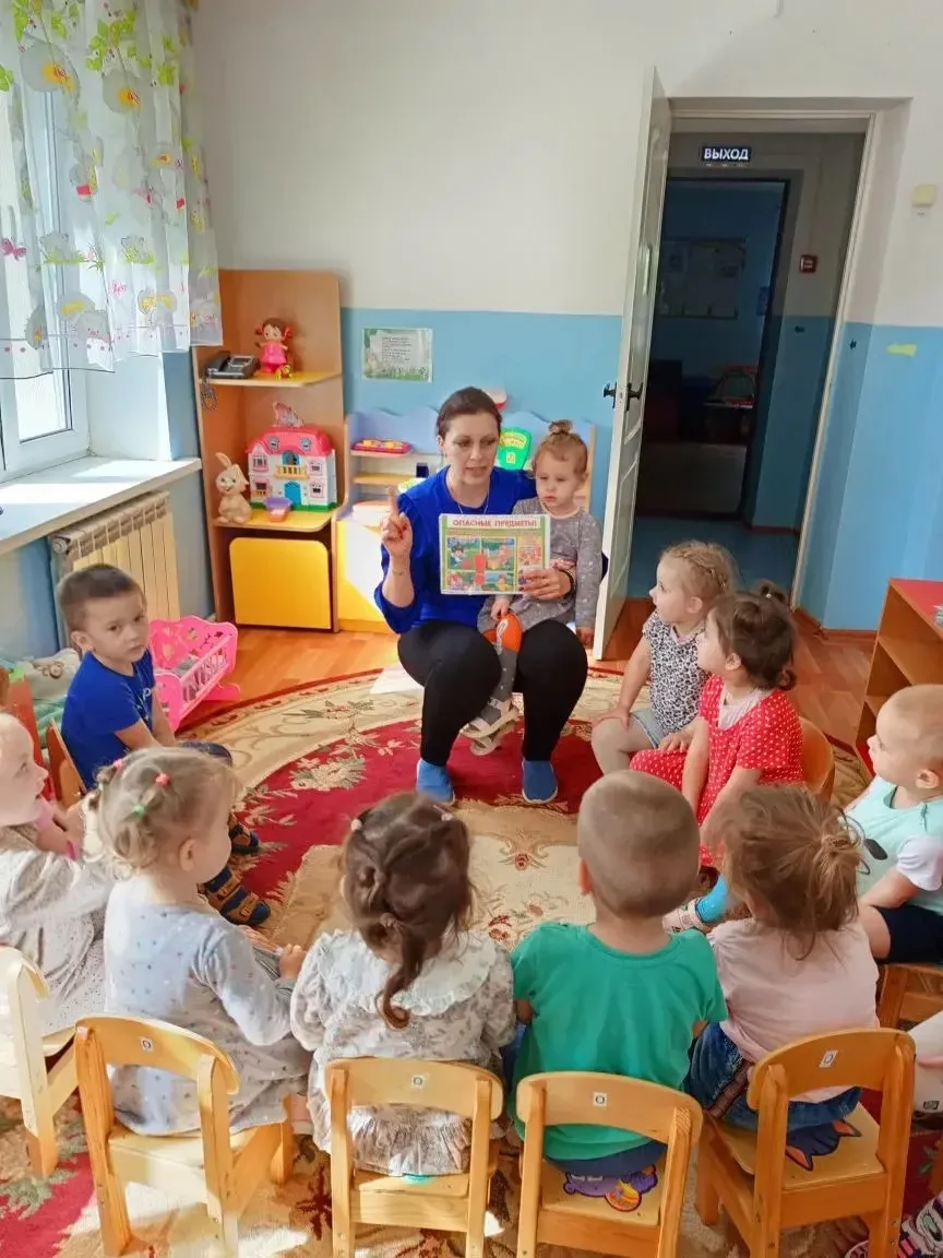 📢 В ясельной группе прошло необычное занятие по безопасности!