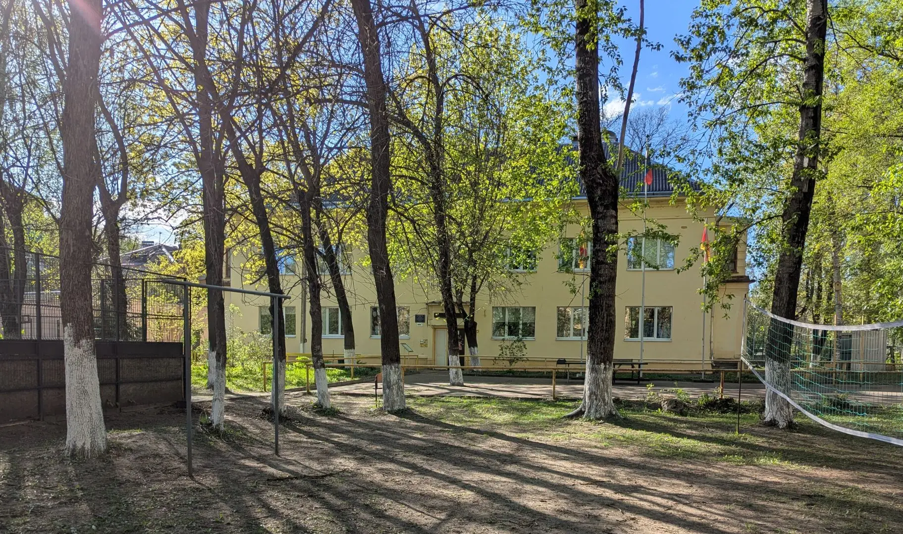 В нашей школе прошла акция «Побели дерево»! 🌳🤍