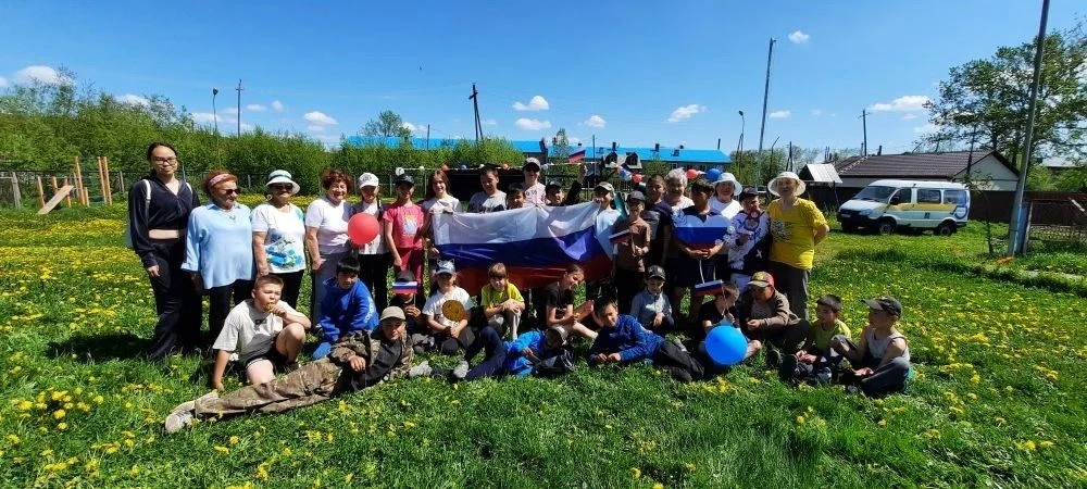 🌼 День России — праздник, который объединяет!
Ко Дню России: праздник единства поколений в Тигильск