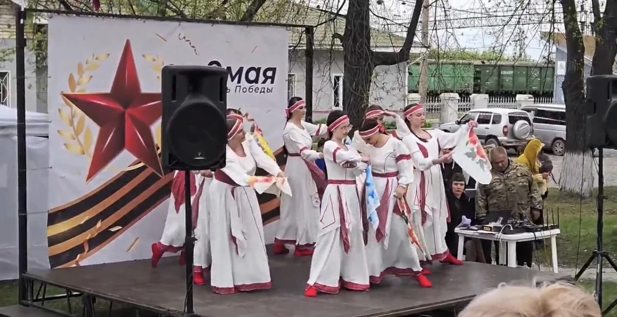 С Днём Победы! С каждым годом мы всё дальше от того майского утра 45-го, но память о по...