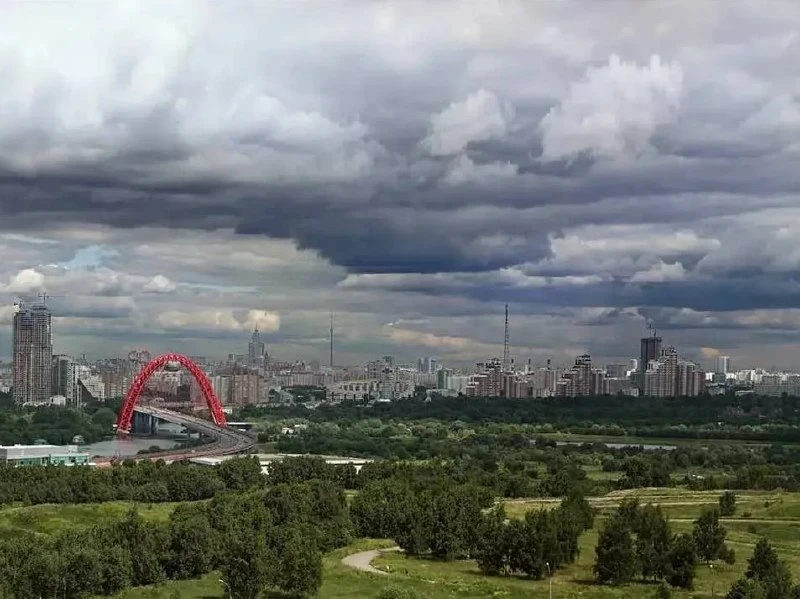 ☔️ Сегодня в Москве ожидаются дождь и сильный ветер