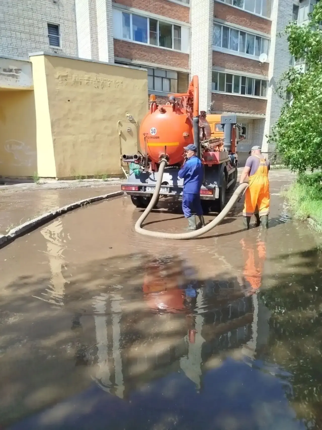 «Вологдагорводоканал» готов к сильным ливням💧
 
На профилактике и ликвидации подтоплений в Вологде 