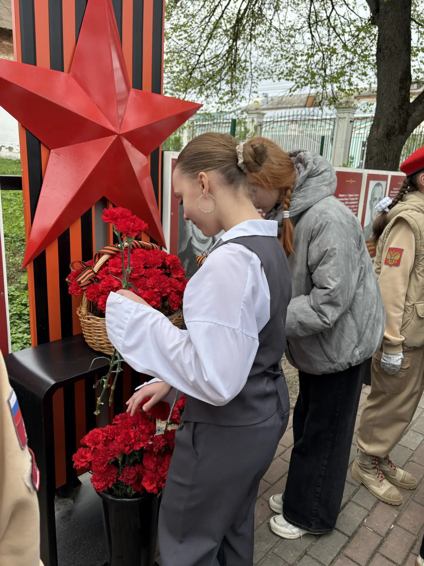 🎖️🌷8 мая в парке культуры и отдыха имени 200-летия г. Александрова прошла торжественная церемония во