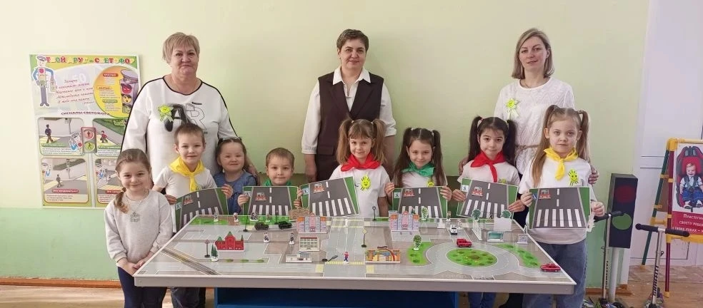 Сегодня, в рамках профилактики детского дорожно-транспортного травматизма, наш детский ...