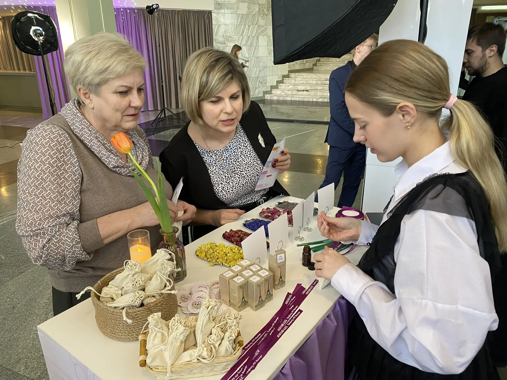 🌸 Третий театральный сезон «Женского клуба» официально открыт!   🙌 Наши прекрасные дамы уже наполняю