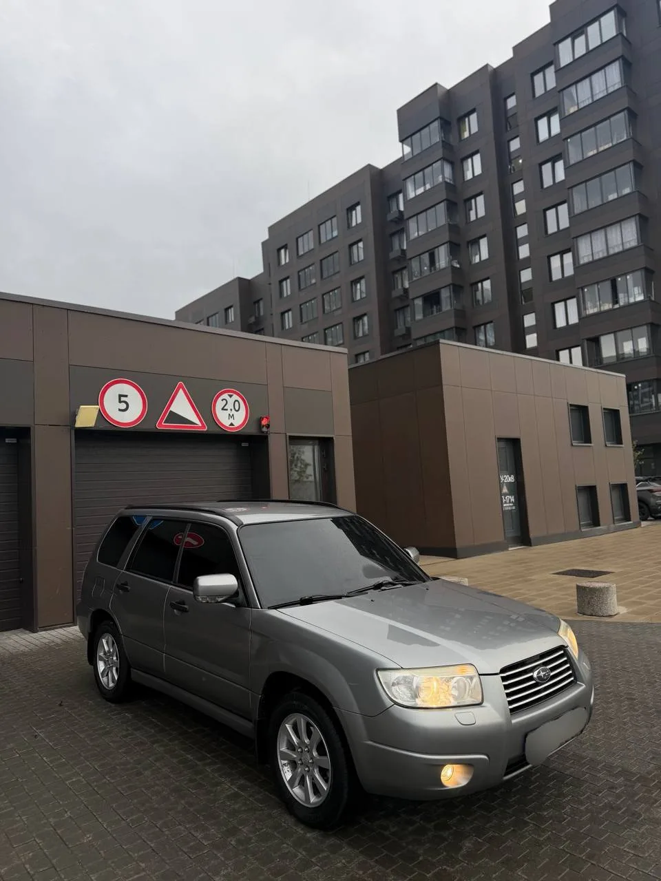 SUBARU FORESTER SG 
Рестайлинг 2006 год 2.0 бензин 

158 🐎 л.с ‼️
Автомат ‼️
Полный привод ‼️
Юр. ч