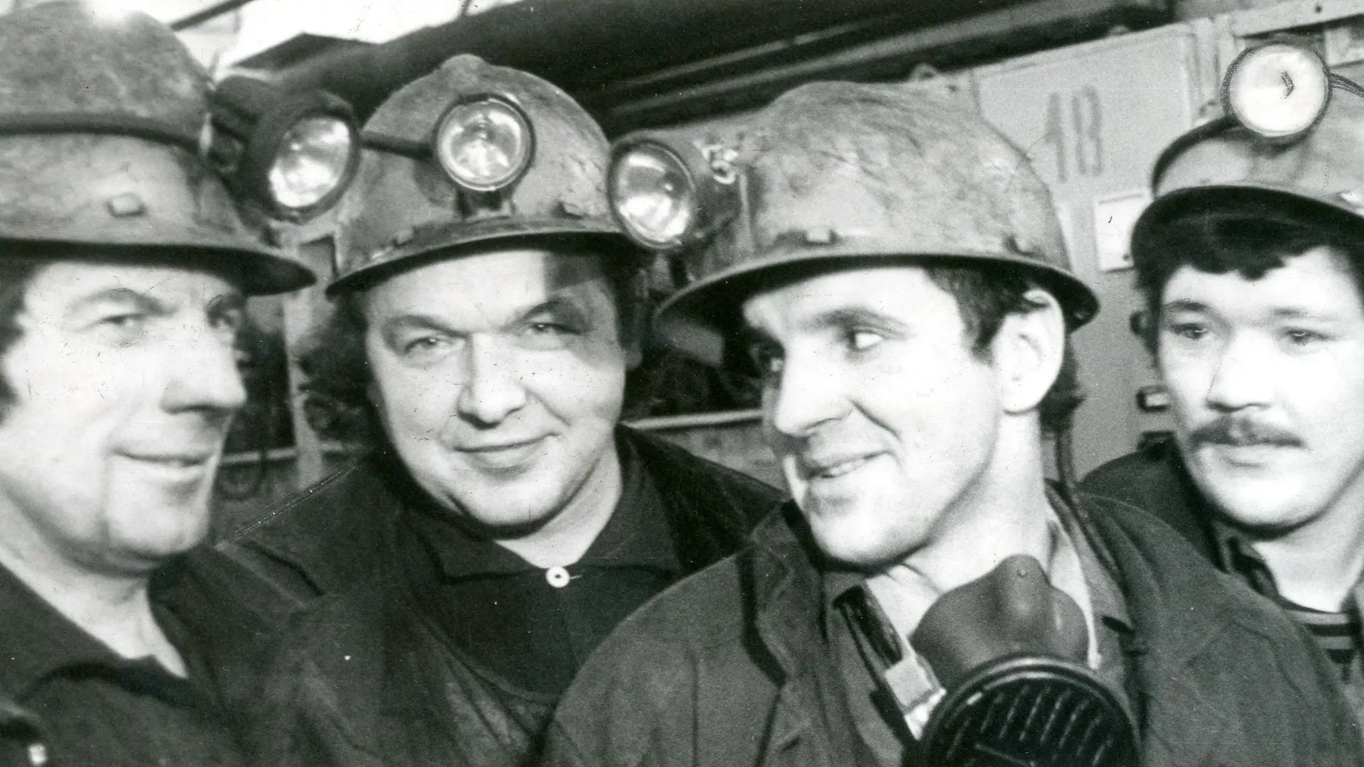 ПО СТРАНИЦАМ «ЗАПОЛЯРКИ» – 1984
Издавна профессия шахтера считалась уделом мужественных и крепких лю