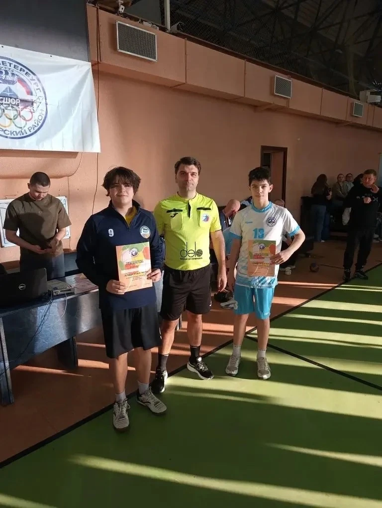 Спортивные ПОБЕДЫ наших учеников🏆🎉  Поздравляем Сорокина Артёма, обучающегося 7 «Б» класса, с отличн