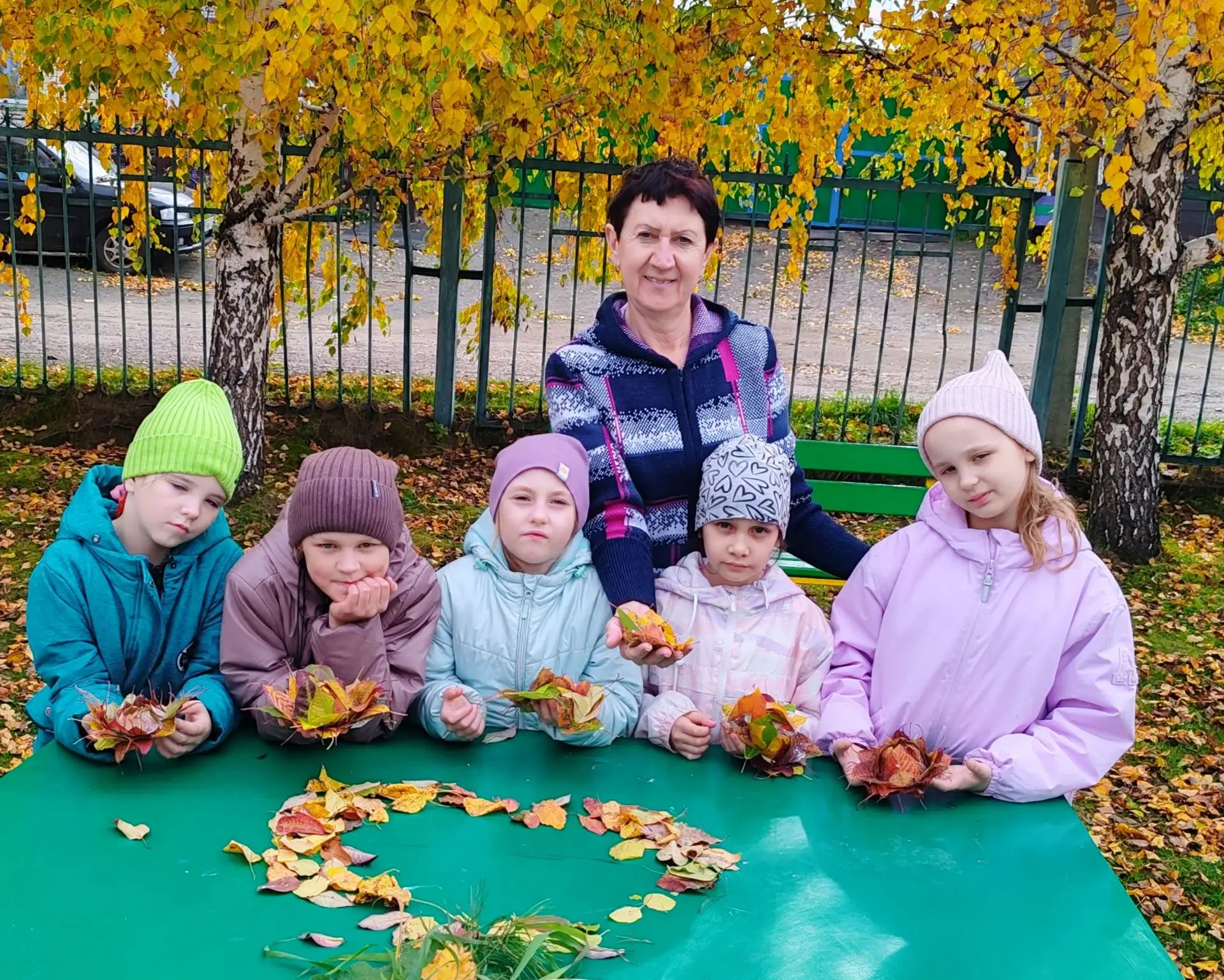 🍂📸 ВОСПИТАННИКИ ФИЛИАЛА «БЕРЕЗОВСКИЙ» ПРОВЕЛИ ОСЕННЮЮ ФОТОСЕССИЮ И СОЗДАЛИ ГЕРБАРИЙ И...