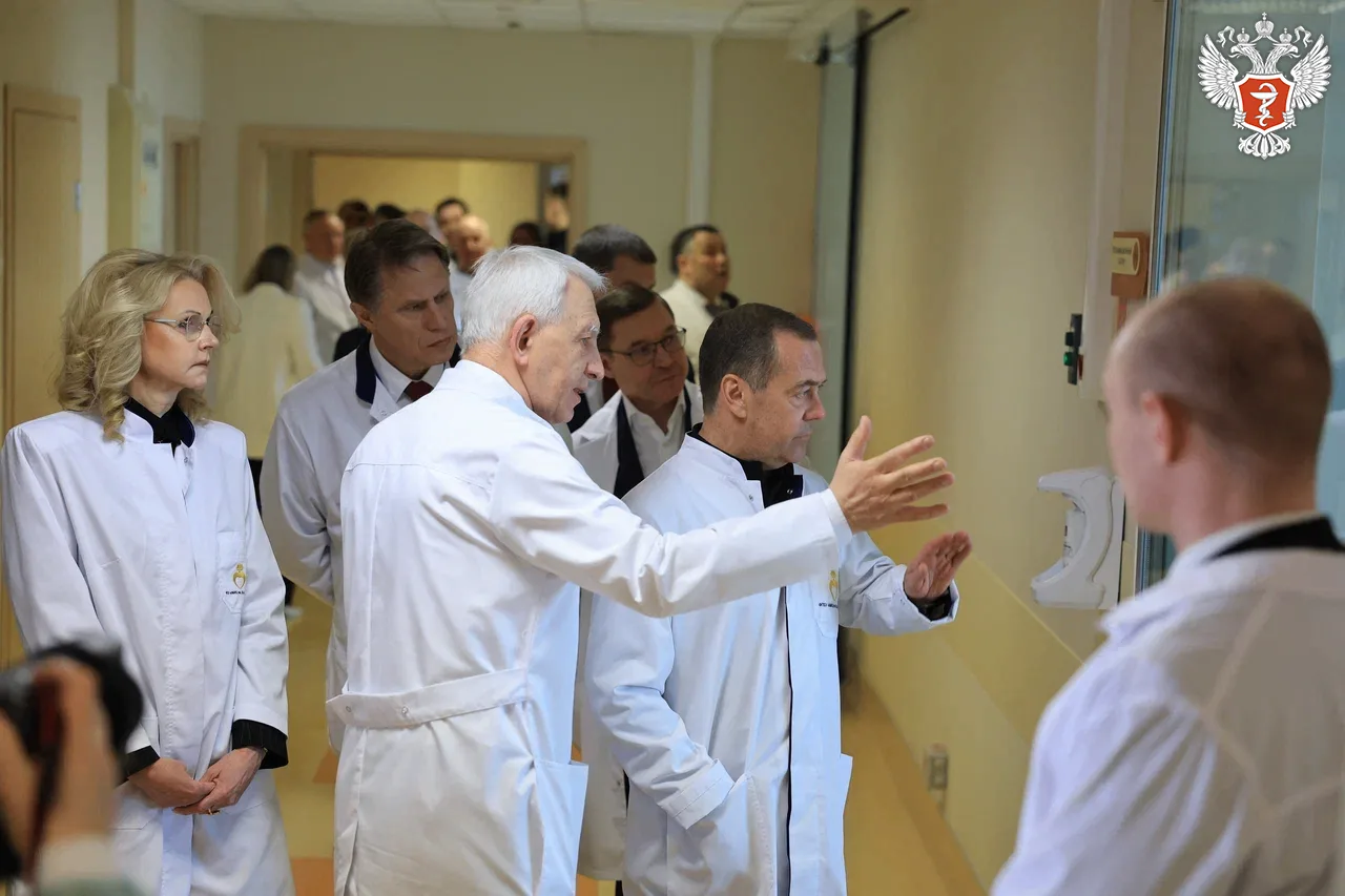 🏥 Дмитрий Медведев ознакомился с работой НМИЦ им. В.А. Алмазова Минздрава России  Заместитель Предсе