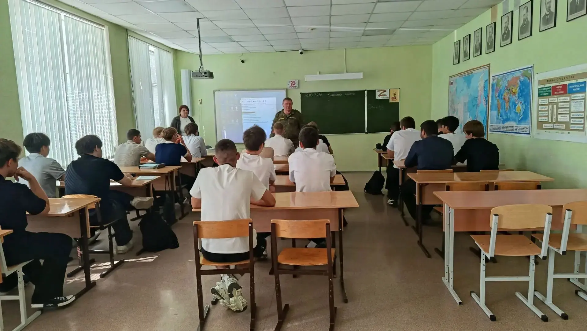 Профориентационная встреча в школе!