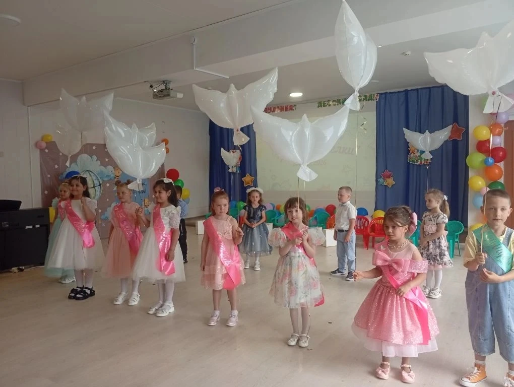 Выпускной в детском саду: прощание с беззаботными деньками и первый шаг к новым открытиям!