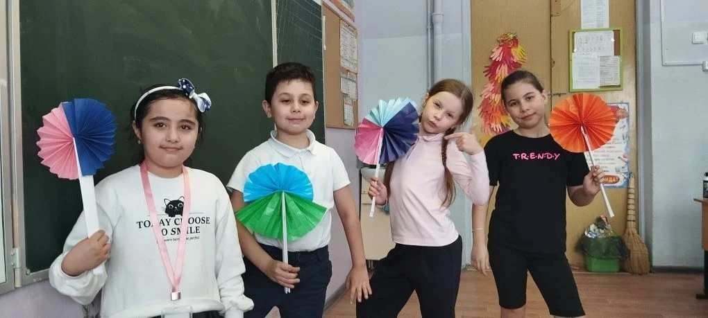 🐲В рамках «Дня китайской культуры» в нашей школе прошло занятие, которое объединило творчество, фант