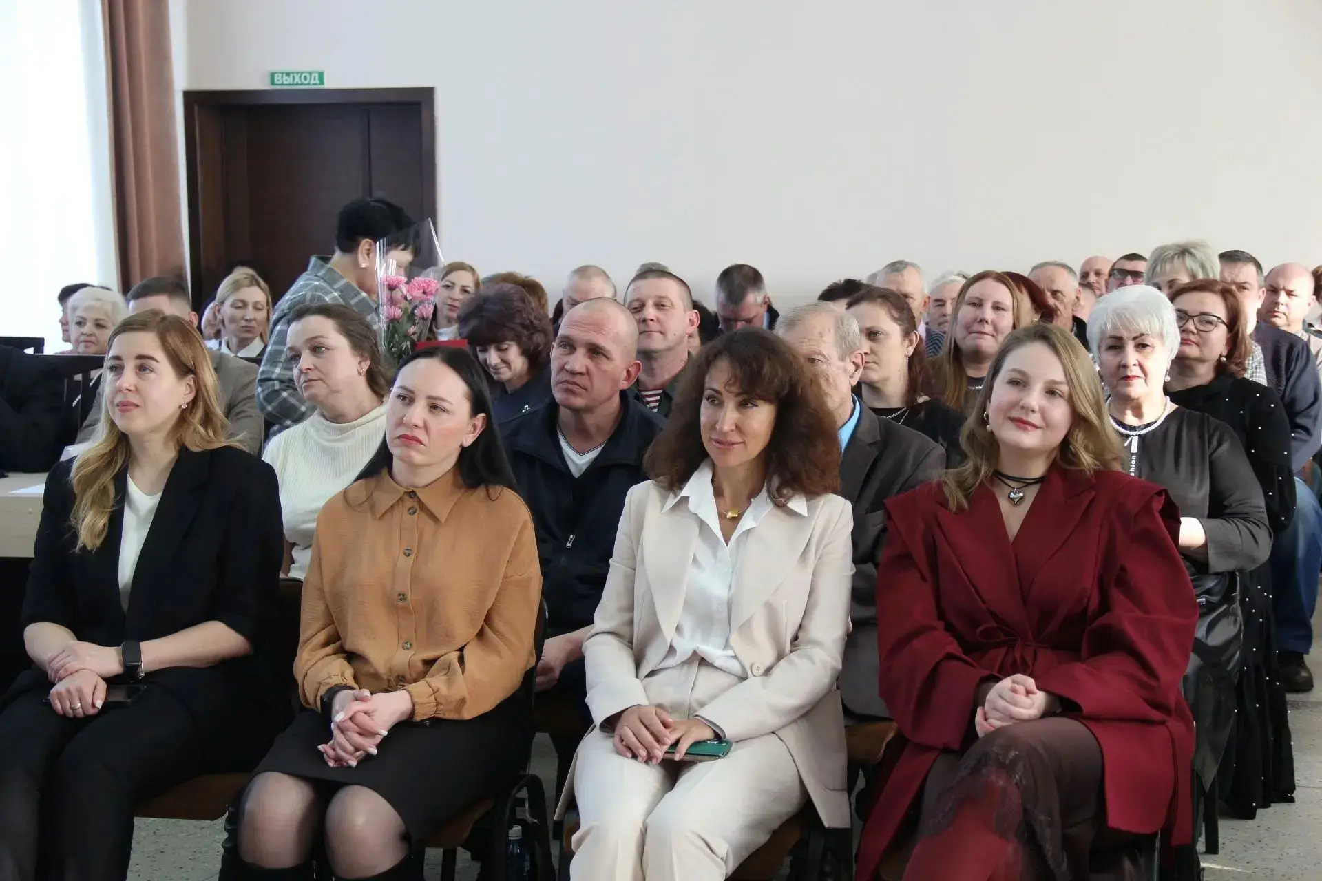 В администрации Мошково состоялось ежегодное Собрание трудовых коллективов и общественн...