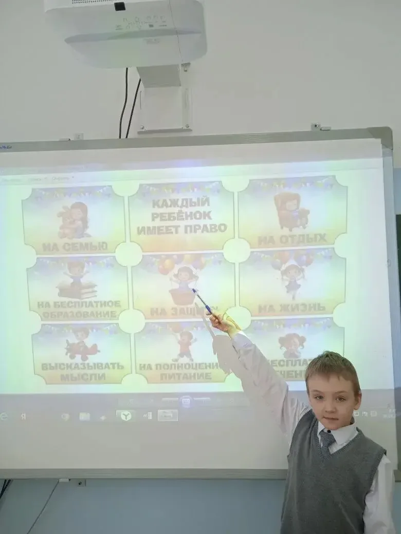 🛡️ В рамках Единого дня профилактики в нашей школе прошли важные и полезные классные часы.  Сегодня 