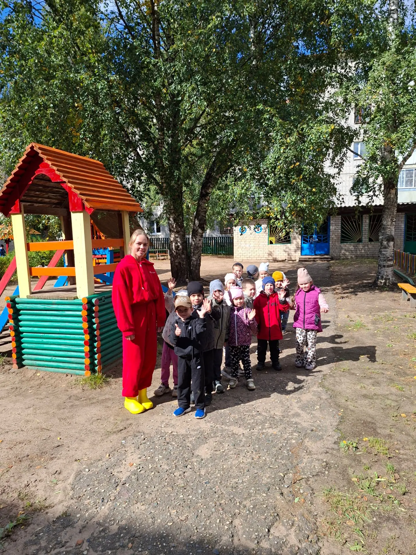 📣 Сегодня детский сад после косметического ремонта и отпуска сотрудников вновь распахн...