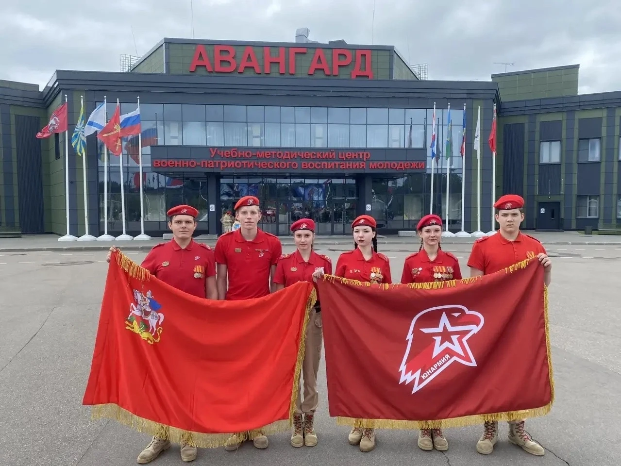 ♥️ 10 лет в едином строю!