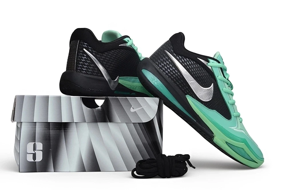 NEW! Nike Sabrina 4