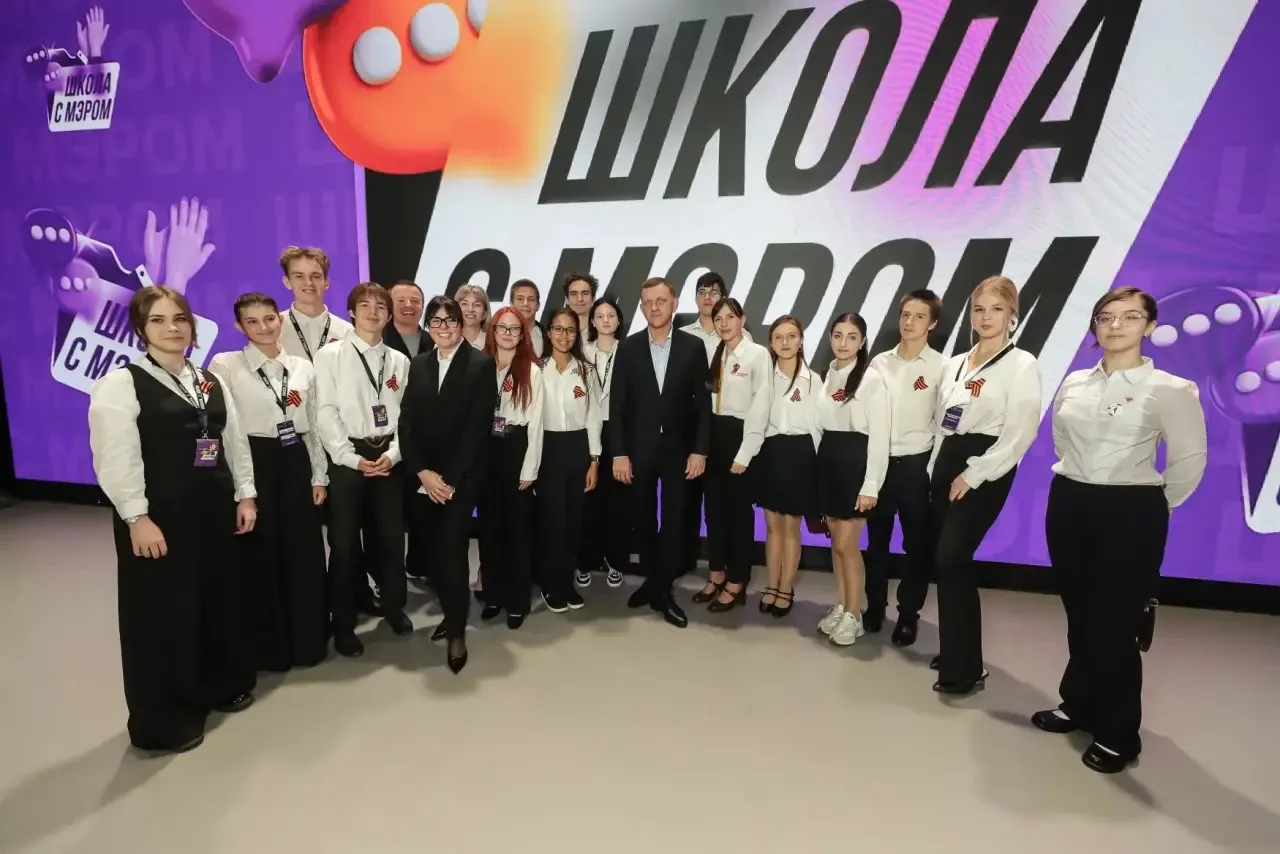 ✨ Наши герои и их добрые дела! ✨  С гордостью делимся успехами наших учеников и педагогов! Наш совет