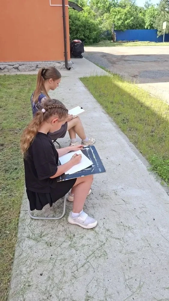 🎨 Обучающиеся изостудии «Колорит» под руководством педагога Павловой Ирины Васильевны ...