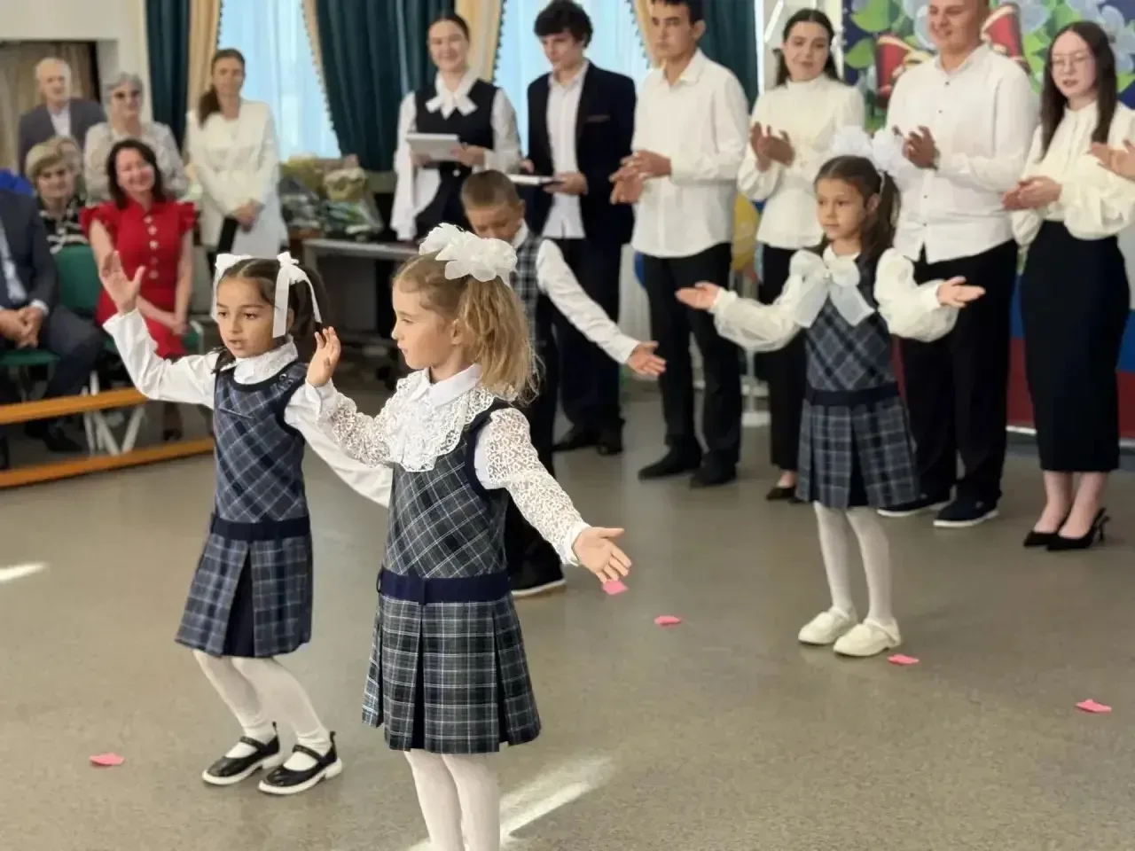 ВСЕ МЕНЬШЕ И МЕНЬШЕ