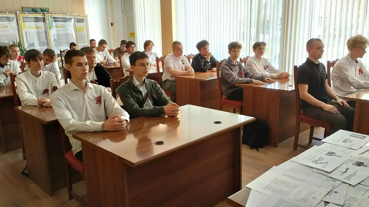 Исторический экскурс «Наука ковала Победу»  В преддверии Дня Победы сотрудники Липецкой областной ун