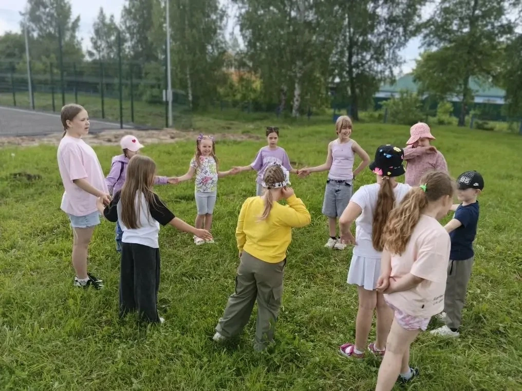 1 июня, в День защиты детей, двери нашего пришкольного лагеря распахнулись для самых юных гостей! 🥳