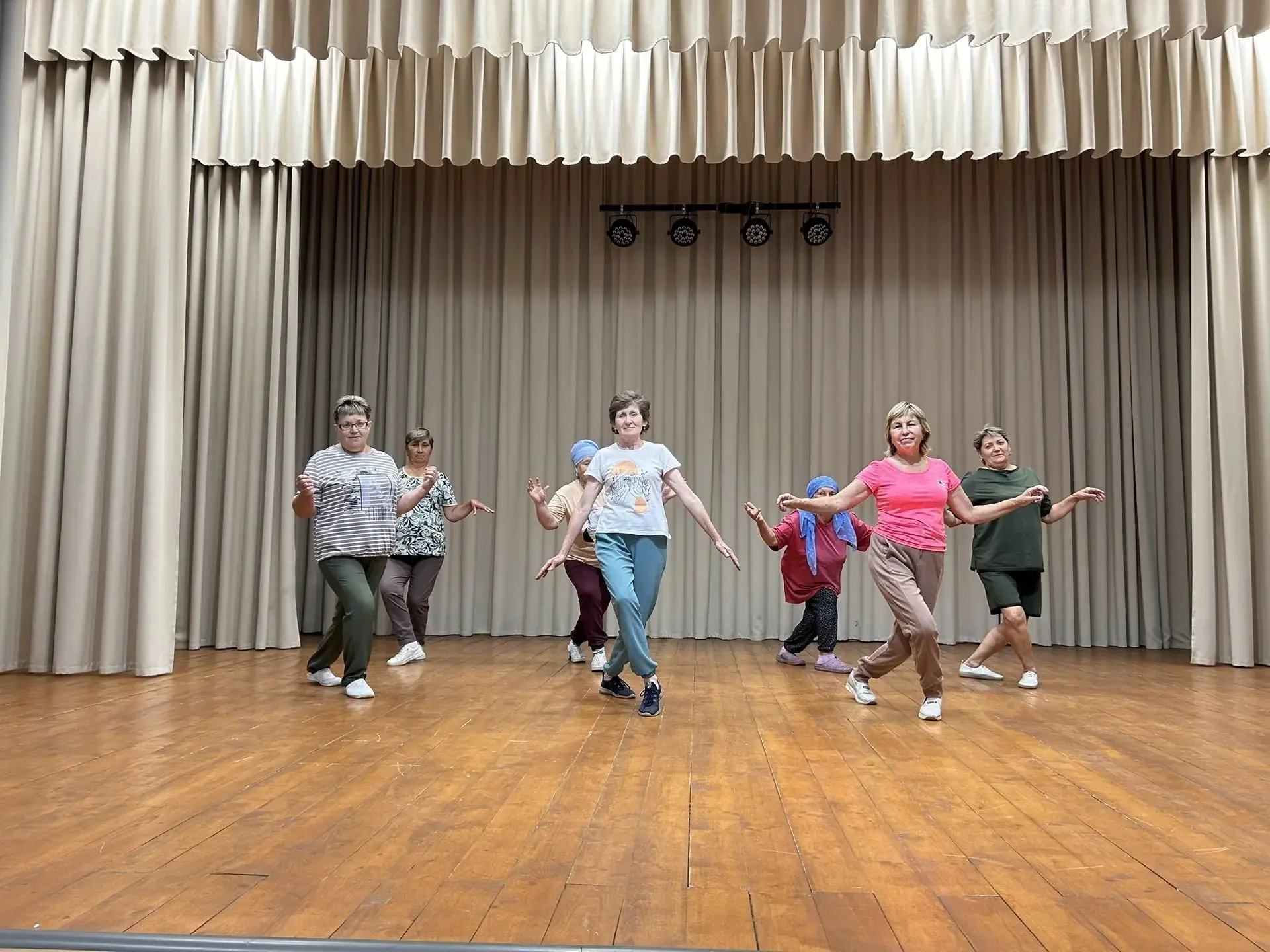 💃Татар Танае мәдәният йортында күңелле һәм файдалы очрашу узды!