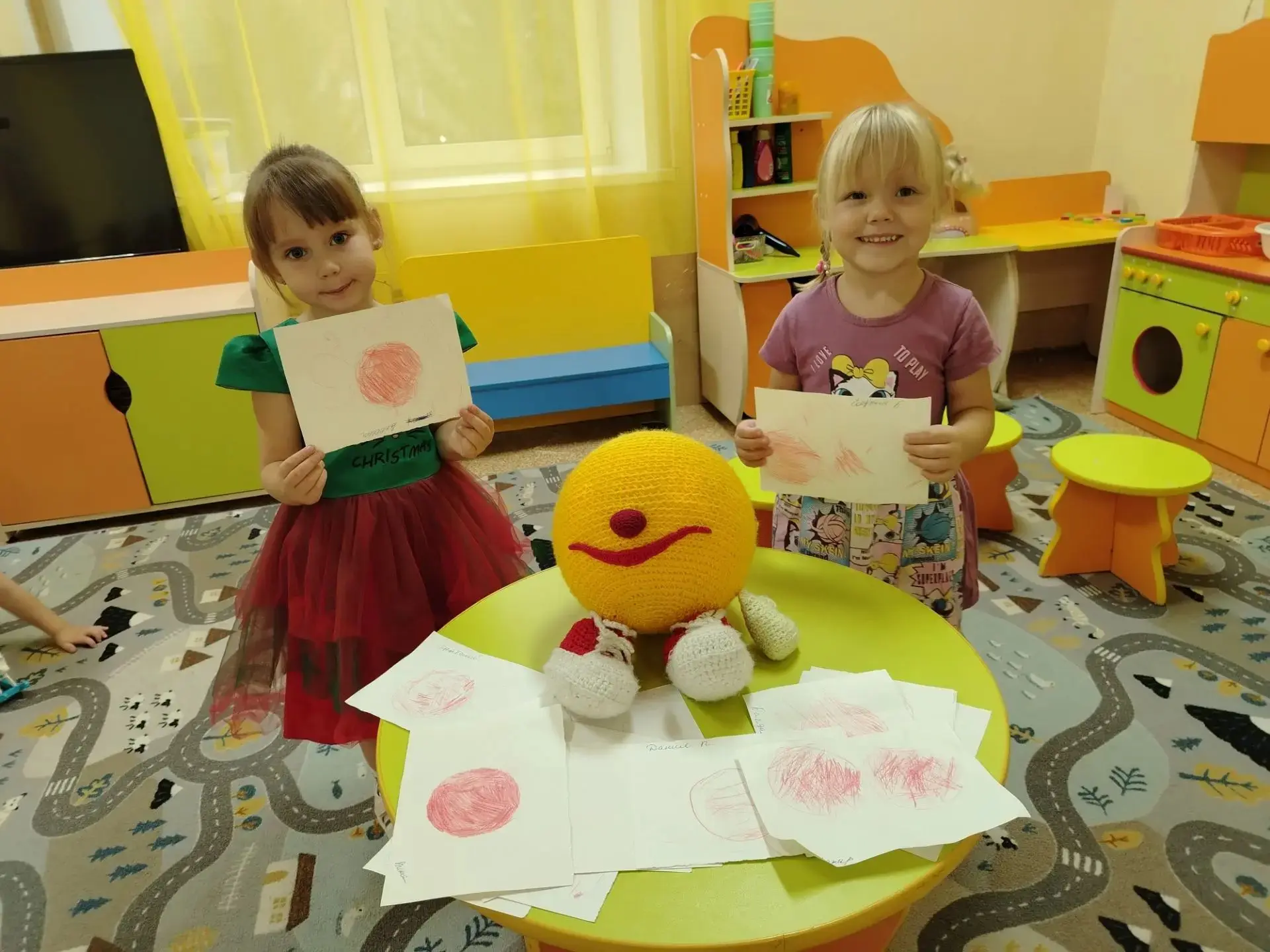 Корпус "Белочка", группа