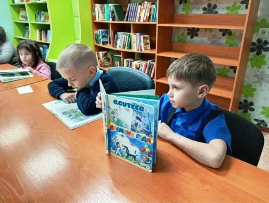 Книжная страна приключений🌟  ✨18 марта в отделе библиотечного обслуживания №1 для 1 "А" класса  была