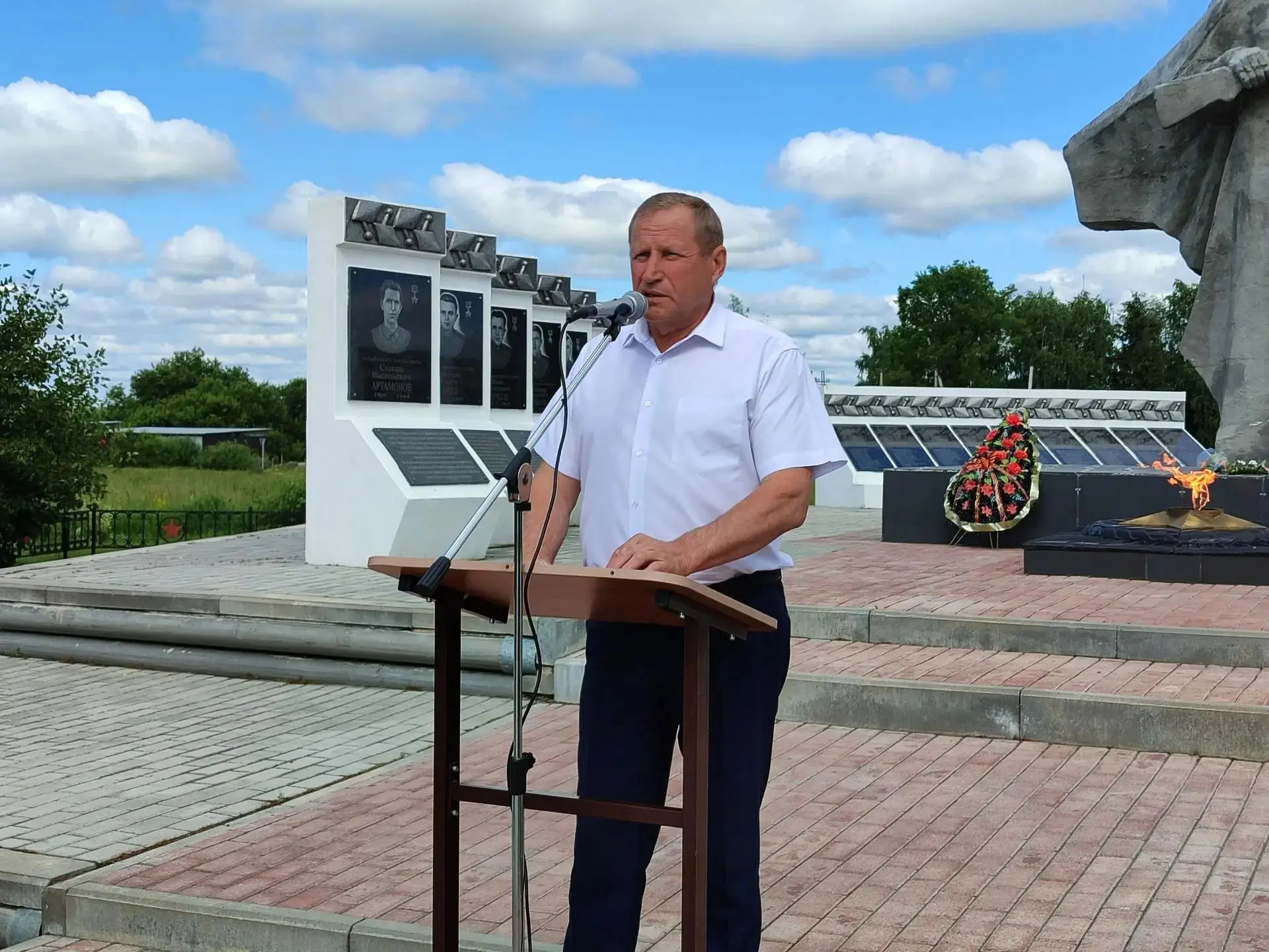 🔥 Сегодня, в День памяти и скорби, в Пичаево у памятника воинам-землякам состоялось памятное меропр