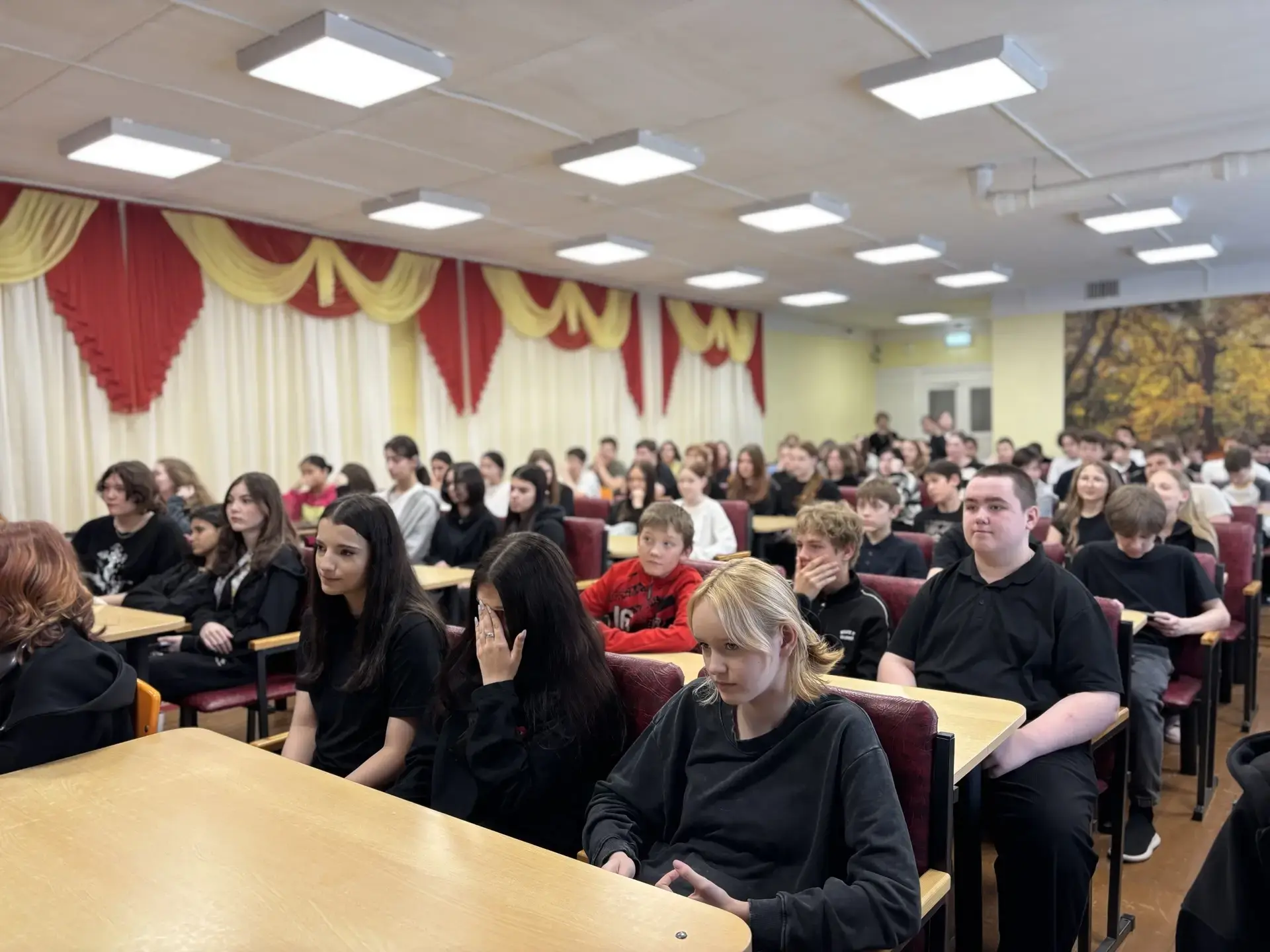 Говорим о здоровье и законе!  📍Недавно в нашей школе прошла важная профилактическая встреча с инспек