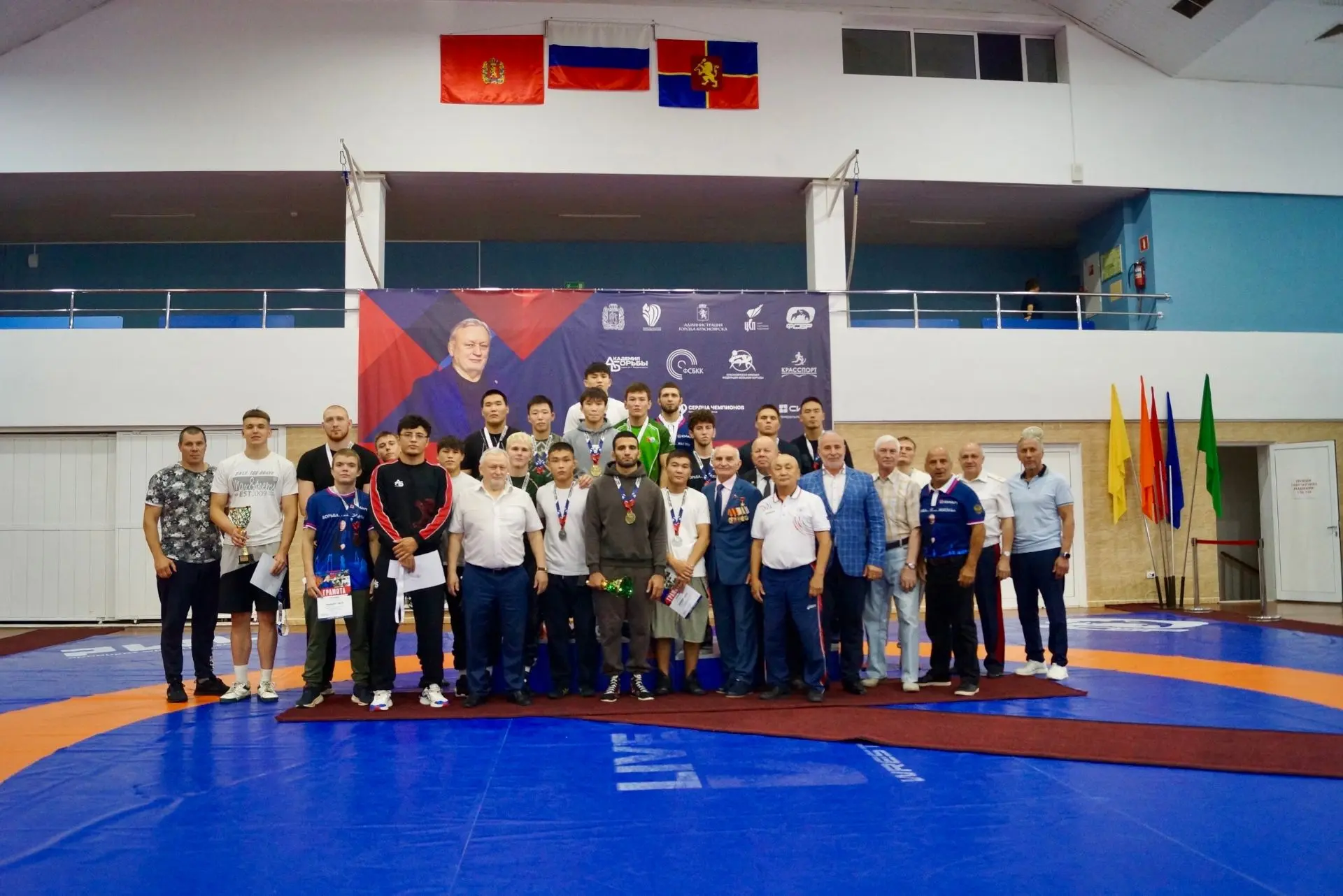 🏆 Достойный результат на Всероссийских соревнованиях: 9 медалей!