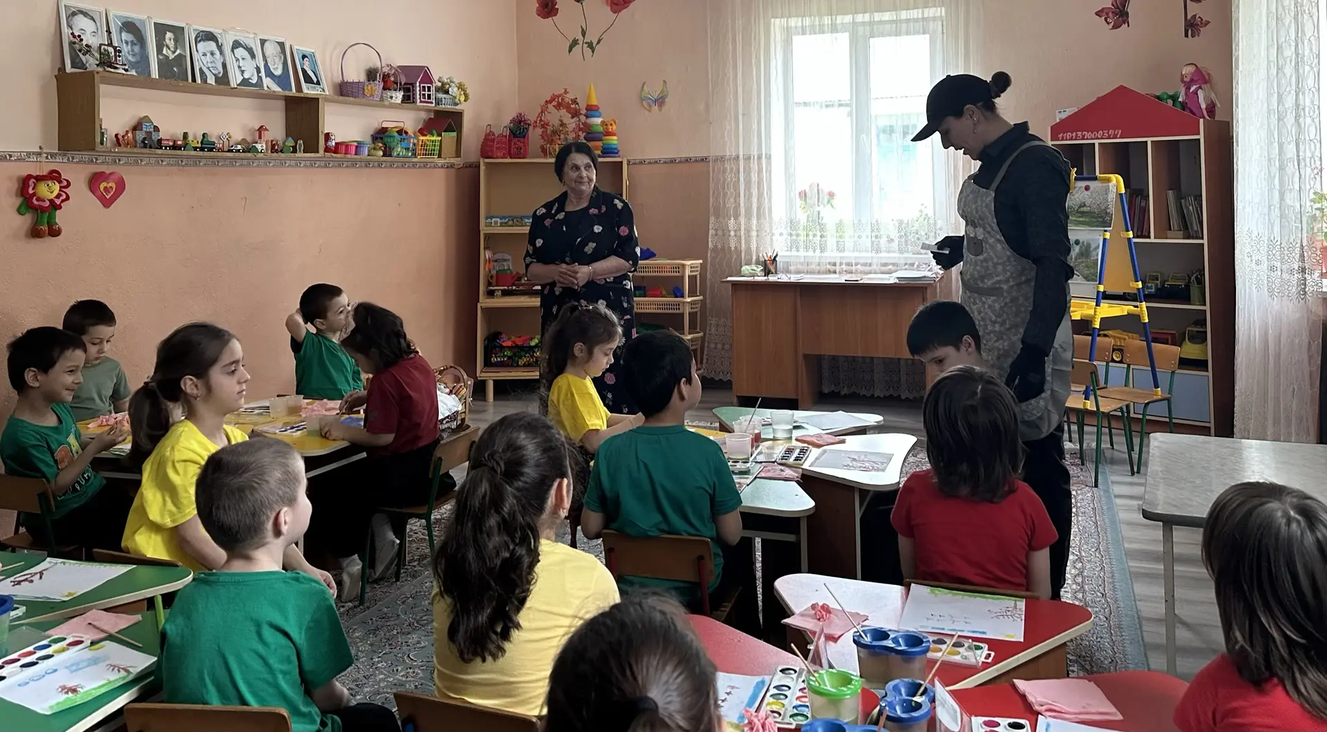 Открытое занятие в старшей группе №2 «Непоседы»
Тема: «Цветущий сад»
Воспитатель: Гасанова Уму К.