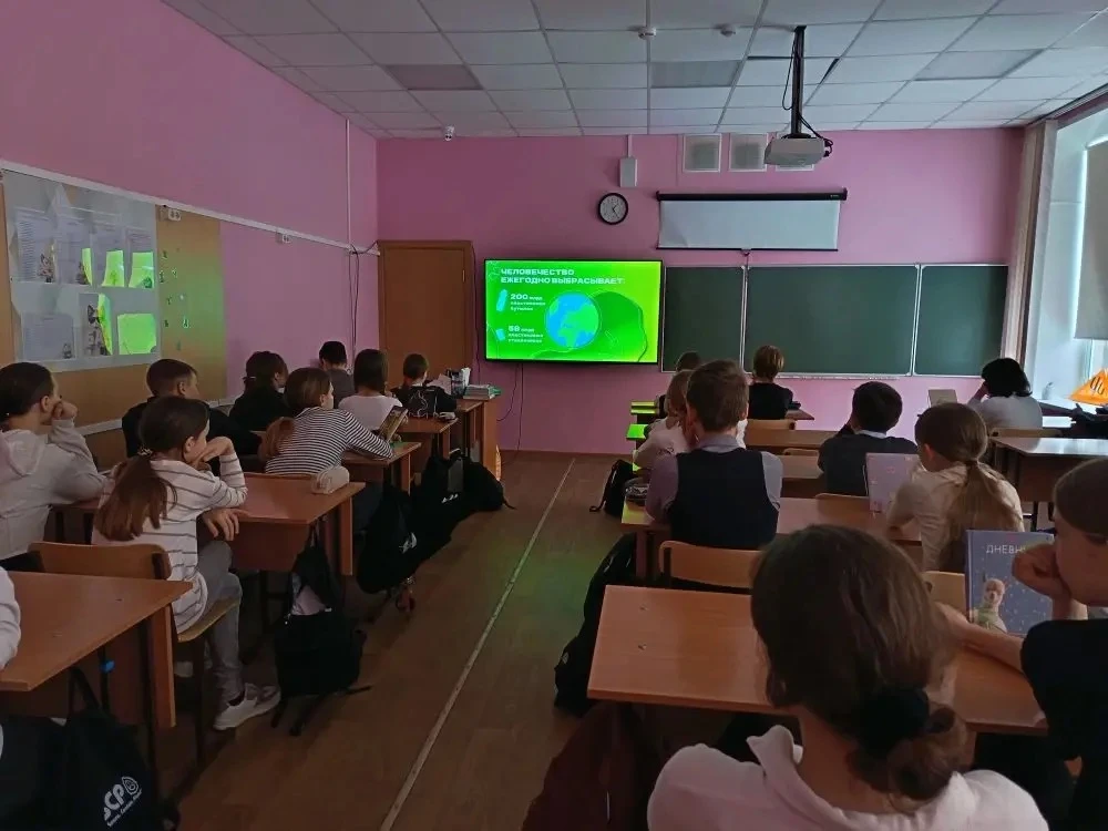 В нашей школе продолжается месячник ЭкоБезопасности🌏🌳🍀 Классные руководители 1-11 классов с 9.03.26-