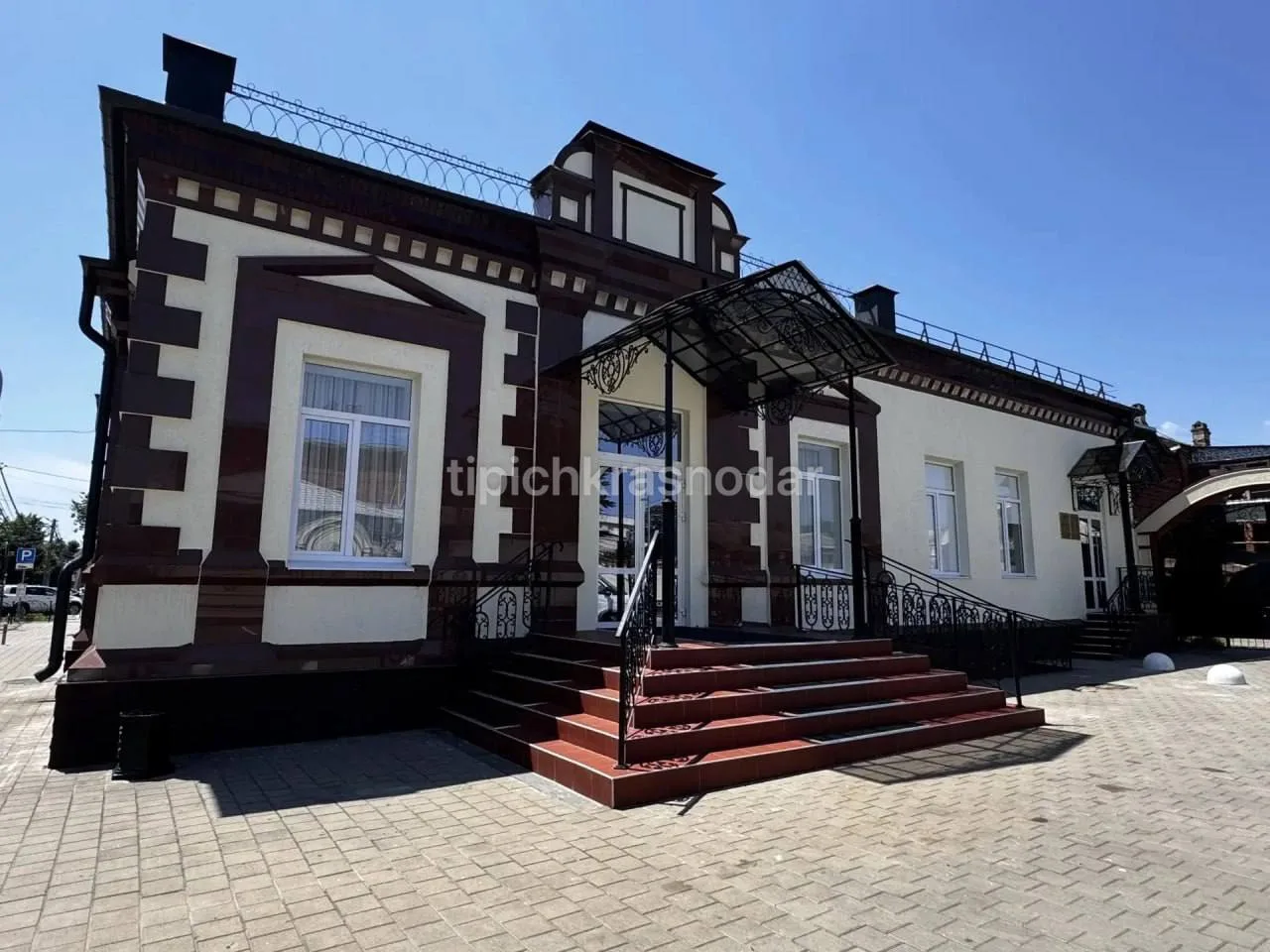 В Краснодаре после капитального ремонта откроют исторический ЗАГС
 
Уже завтра учреждение примет пер