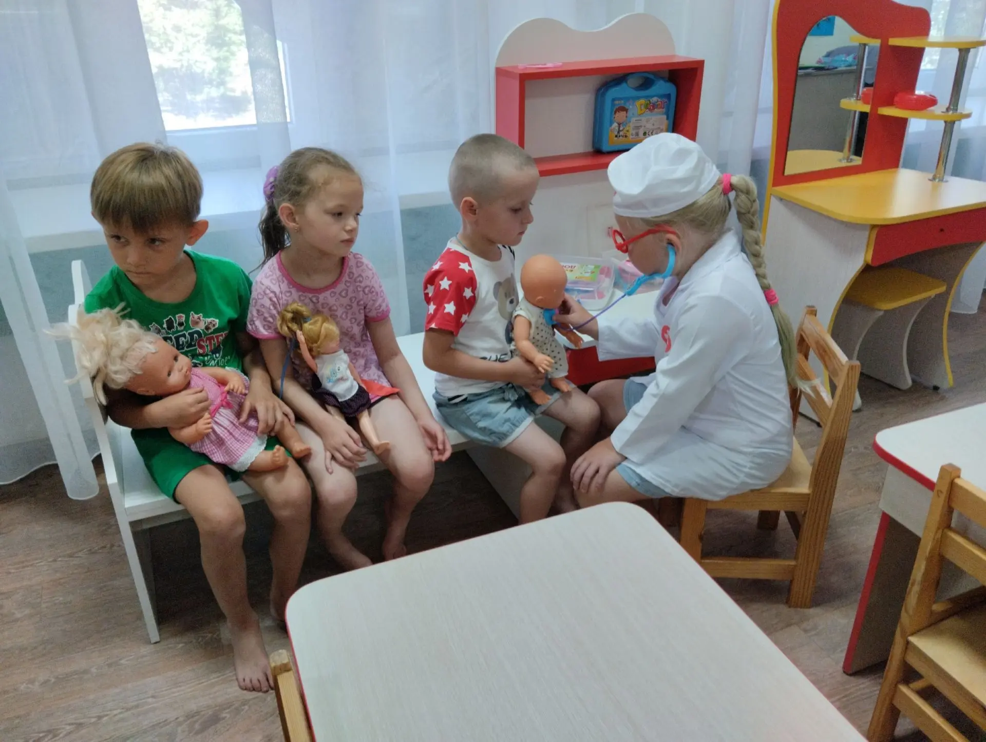 Сюжетно-ролевая игра "Больница"- одна из самых популярных игр у детей дошкольного возраста.
Сегодня 