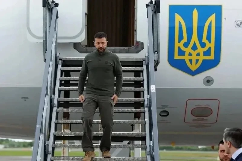📌Самолёт Зеленского едва не был сбит дроном при взлёте из Молдовы, сообщил премьер Нор...