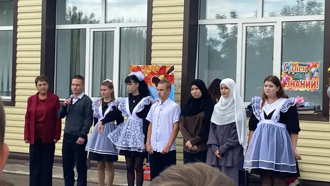 1 сентября в Лешев -Тамакской школе состоялось торжественное мероприятие, посвящённое н...