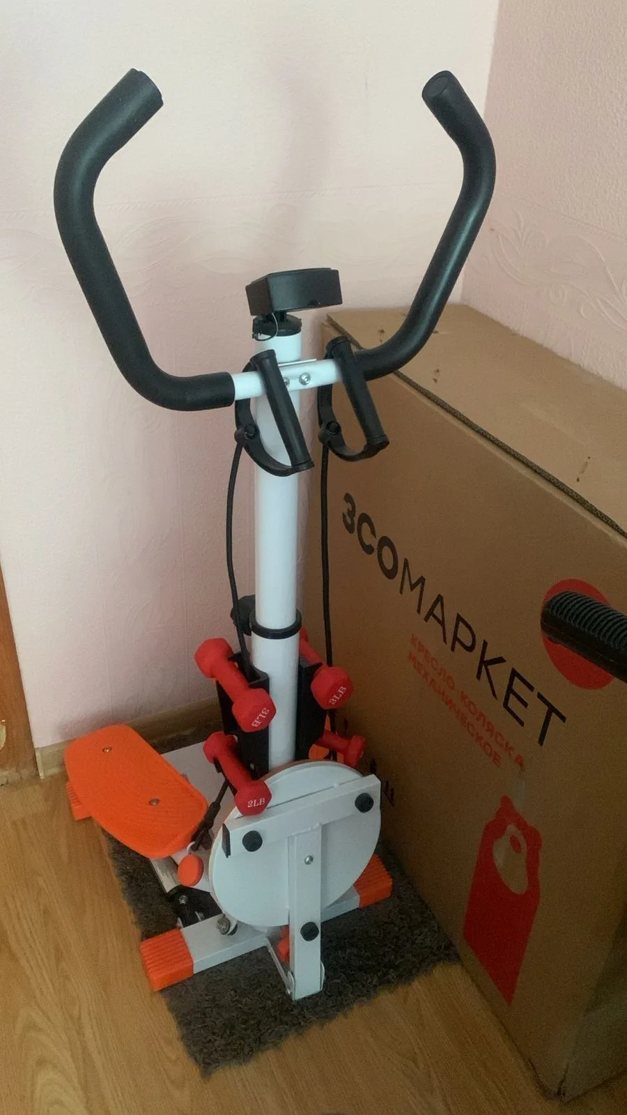 Продам степпер. Цена 8 тыс. руб.